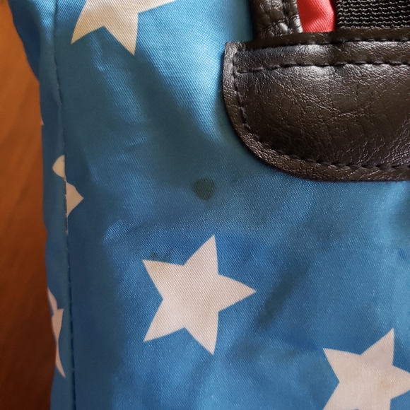 Wonder Woman Drawstring Backpack - Picture 8 of 13